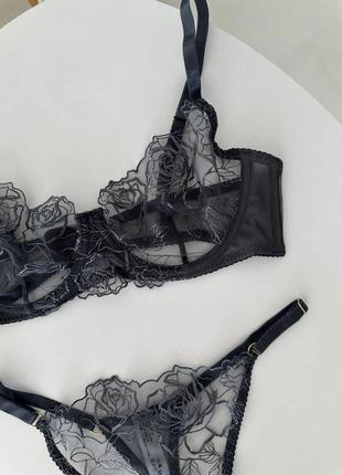 Жіночий комплект спідньої білизни: бюст із вишивкою і трусики, напівпрозора білизна, сірий...