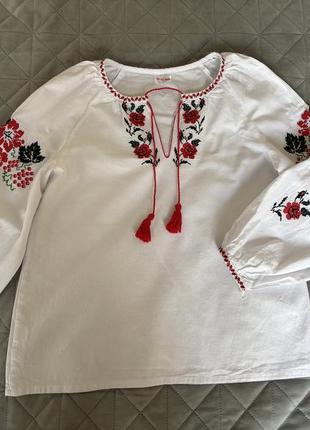 Вишиванка на дівчинку 11-12 років