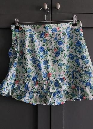 Фірмова трендова спідниця юбка міні в квітковий принт бренд pretty розмір м з рюшами6 фото