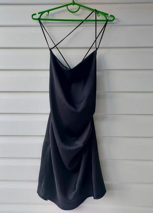 Черное мини драпированное платье zara с атласным эффектом7 фото