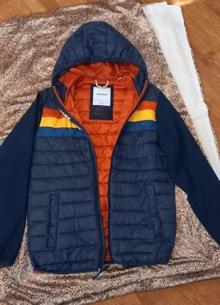 Стильная мужская куртка jack & jones на размер м2 фото