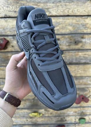 Кросівки nike zoom vomero 5 dark gray5 фото