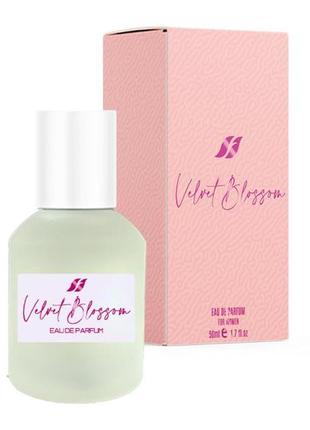 Женская парфюмированная вода velvet blossom, 50 мл