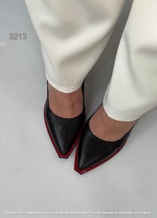Ефектні туфлі з ремінцями на відшив,
натуральна шкіра виробництво італія
підбори 8,5 см3 фото