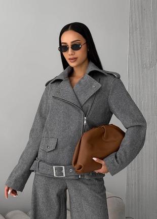 Стильная добротная шерстяная куртка -косуха