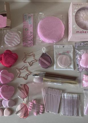 Лот спонжів для макіяжу, кисточки, аплікатори