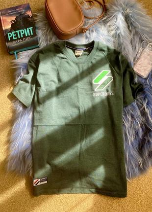 Трендова футболка superdry