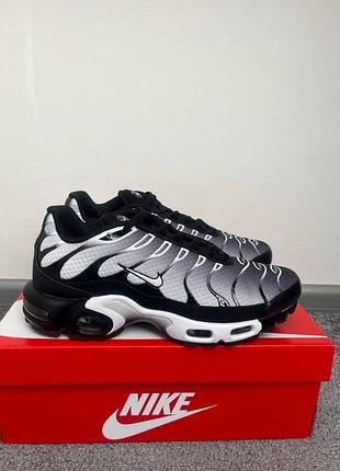 Кросівки nike air max plus tn р40,41,42,43,44