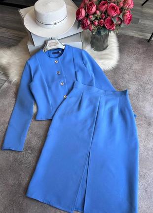 Костюм жіночий