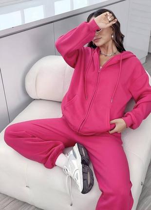 Спортивный женский оверсайз костюм