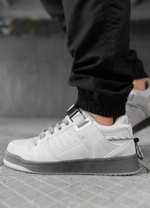 Мужские кроссовки