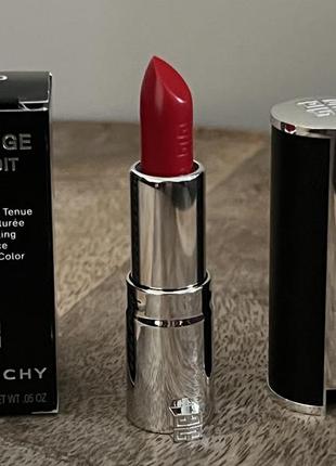 # розбираю розкішна червона помада givenchy le rouge pelle satin