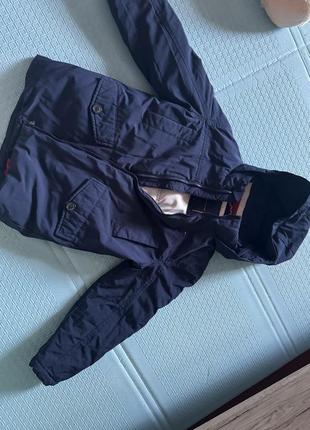 Зимова куртка 6-8 років tommy hilfiger