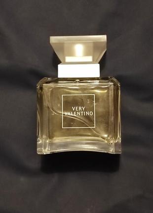 Парфюмированная вода valentino very valentino2 фото