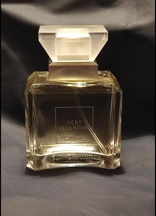 Парфюмированная вода valentino very valentino