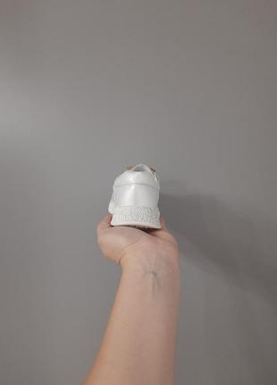 Дитячі білі кросівки кеди для дівчинки в наявності 25 26 27 28 29 30 31 розміри