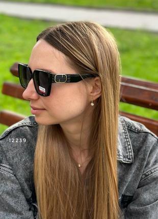 Чорні сонцезахисні окуляри з поляризованою лінзою2 фото