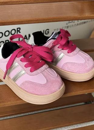 Кеды детские 800 грн новые
