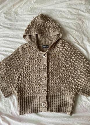 Вязаный короткий кардиган apricot