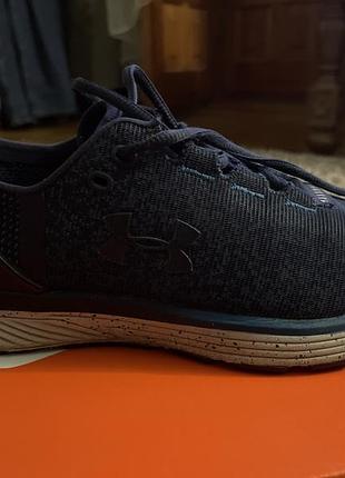 Кроссовки under armour