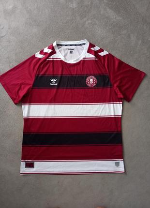 Брендова футболка hummel.