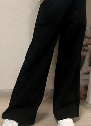 Штани палаццо для красунь