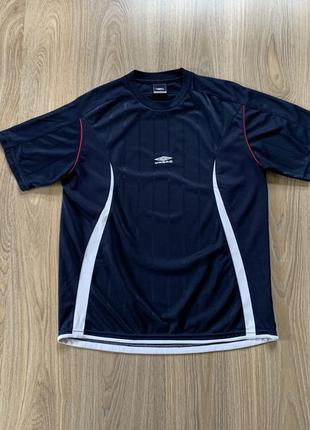 Чоловіча спортивна тренувальна футболка umbro