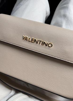 Женская сумка valentino beige9 фото