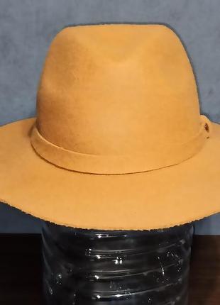 Шляпа фетровая бежевая федора с полями