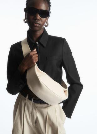 Шкіряна сумка з широким ременем cos 0969585001