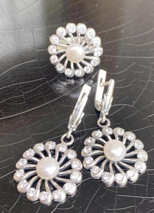 Новый эксклюзивный набор гарнитур серьги и кольца 