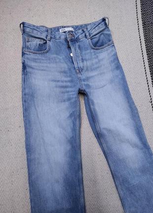 Фірмові джинси4 фото