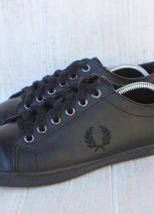 Кеди fred perry шкіра англія 40р кросівки як нові3 фото