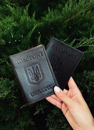 Шкіряна обкладинка для паспорта з написом ukraine5 фото