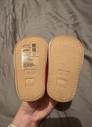 Продам детские туфельки 2