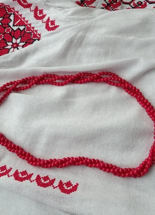 Красное ожерелье к вышиванке3 фото