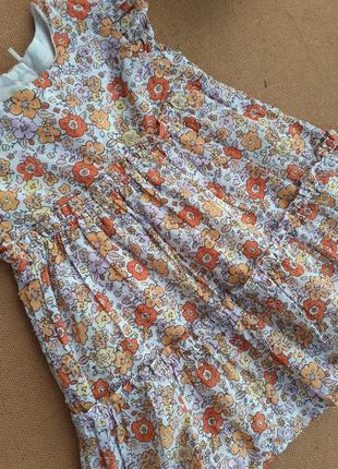 Тоненькое коттоновое платье в цветочный принт на 6-9 месяцев9 фото
