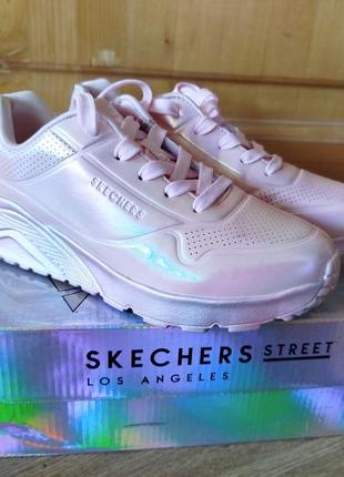 Кроссовки skechers
