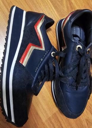 Кроссовки tommy hilfiger 23см