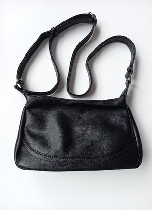 Сумка новая качественный кож заменитель.