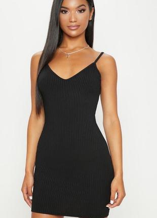 Сукня prettylittlething