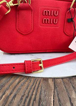 Сумка стиль miu miu arcadie замшевая с ручкой и ремнем6 фото