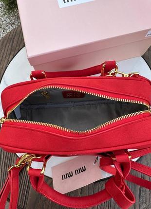 Сумка стиль miu miu arcadie замшевая с ручкой и ремнем8 фото