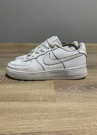 Кросівки nike air force 1 low gs triple white (314192-117)1 фото