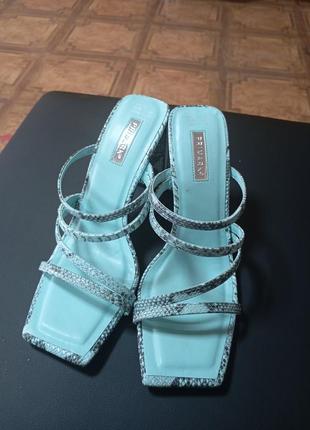 Босоножки primark