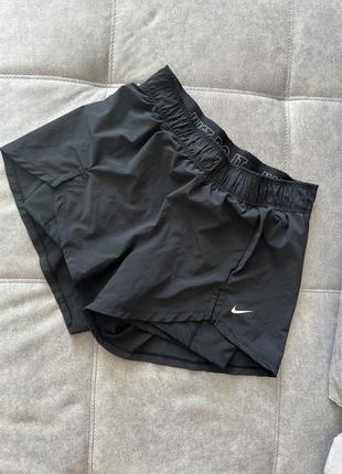 Шорты costume nike dri-fit размер m