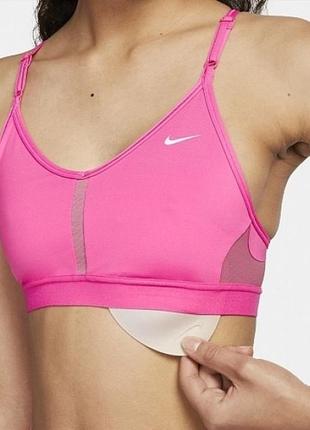 Спортивный топ nike1 фото