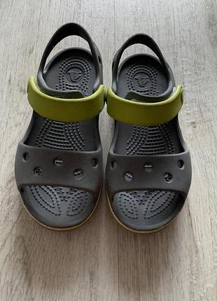 Crocs c9