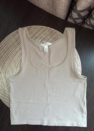 Базовый бежевый топ