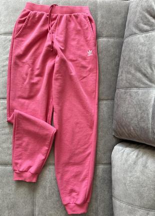 Штани adidas по бірці xs але підійдуть і на s